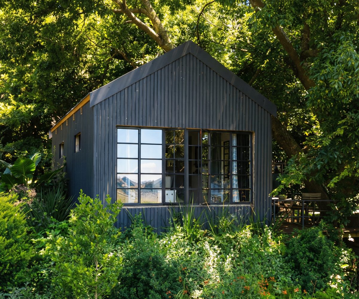 LF_Gardeners Cottages_Ext 07